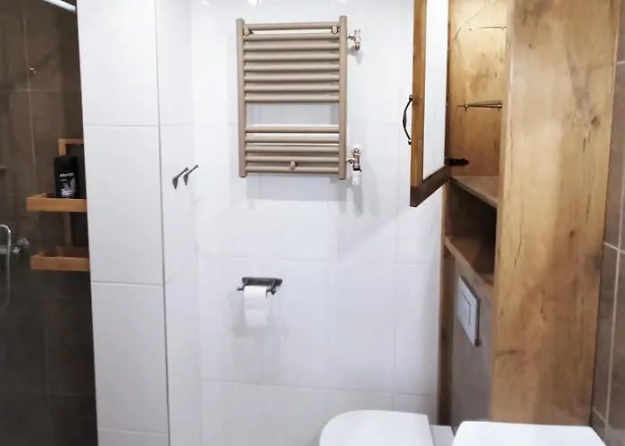 Kraniec Swiata - Zachwyca Krajobrazem, Regeneruje Cisza I Komfortem